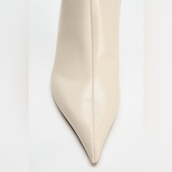 NWT. Zara White Knee High Heel Boots. Size 10. - Picture 6 of 8